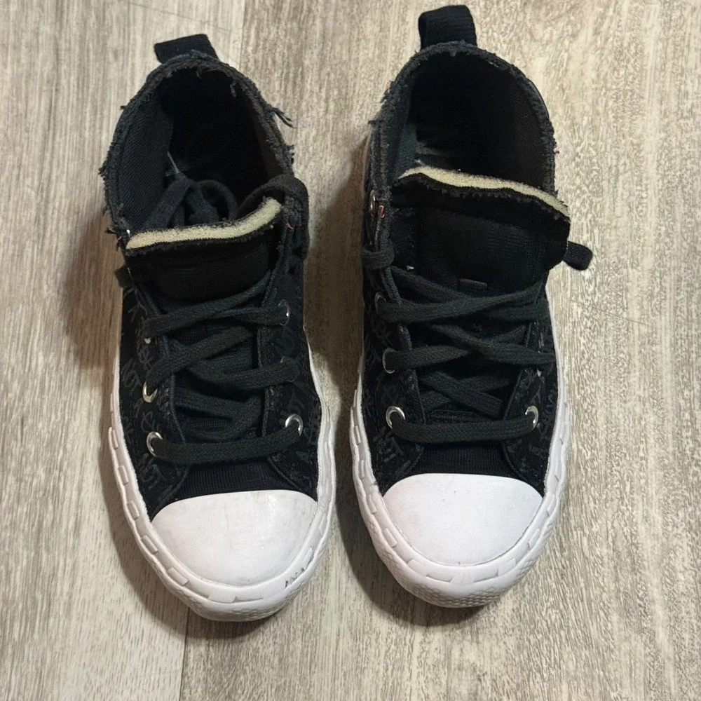 Converse Chuck Taylor All Star Youth High Top Sneaker Black Orange‎ size 13